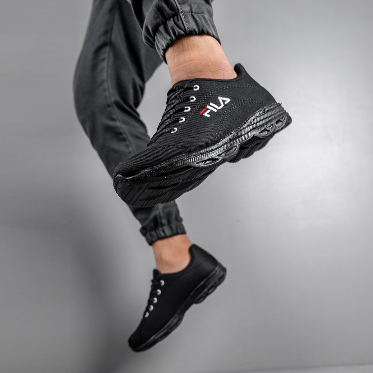 کفش ورزشی Fila مشکی مردانه مدل Koa