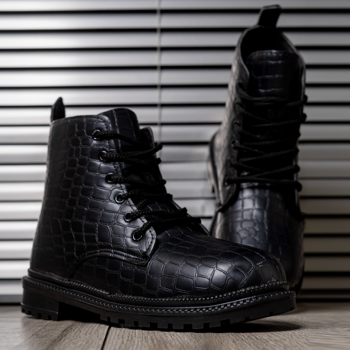 نیم بوت دخترانه طرح پوست ماری مدل pako