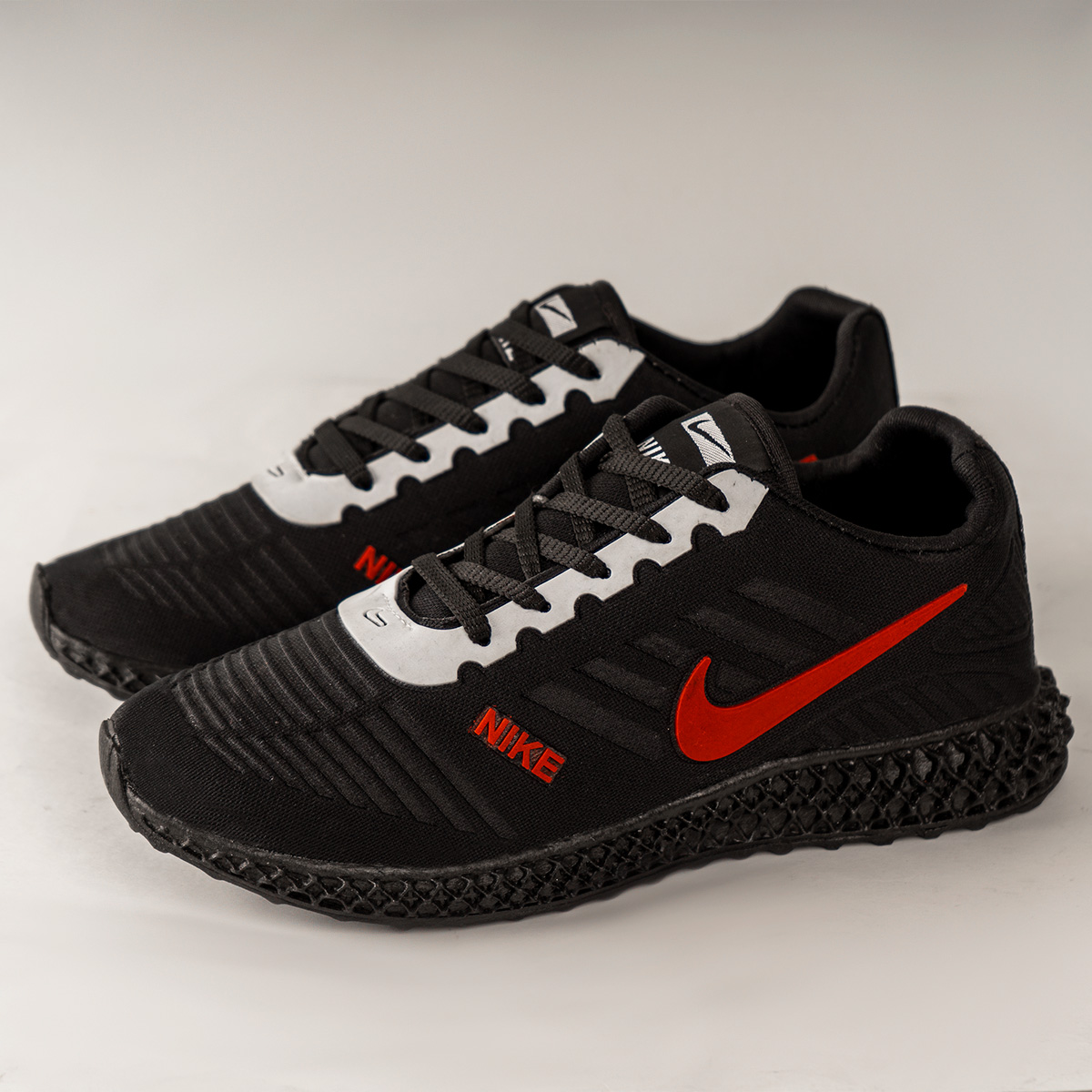 کفش ورزشی(T) نایک قرمز مدل Ht30