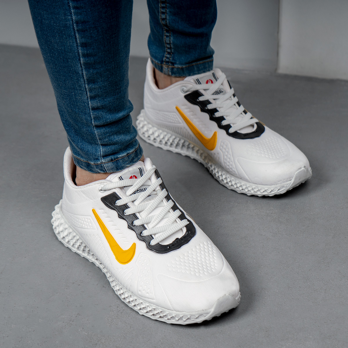 کفش ورزشی(T) نایک سفید زرد مدل Ht30