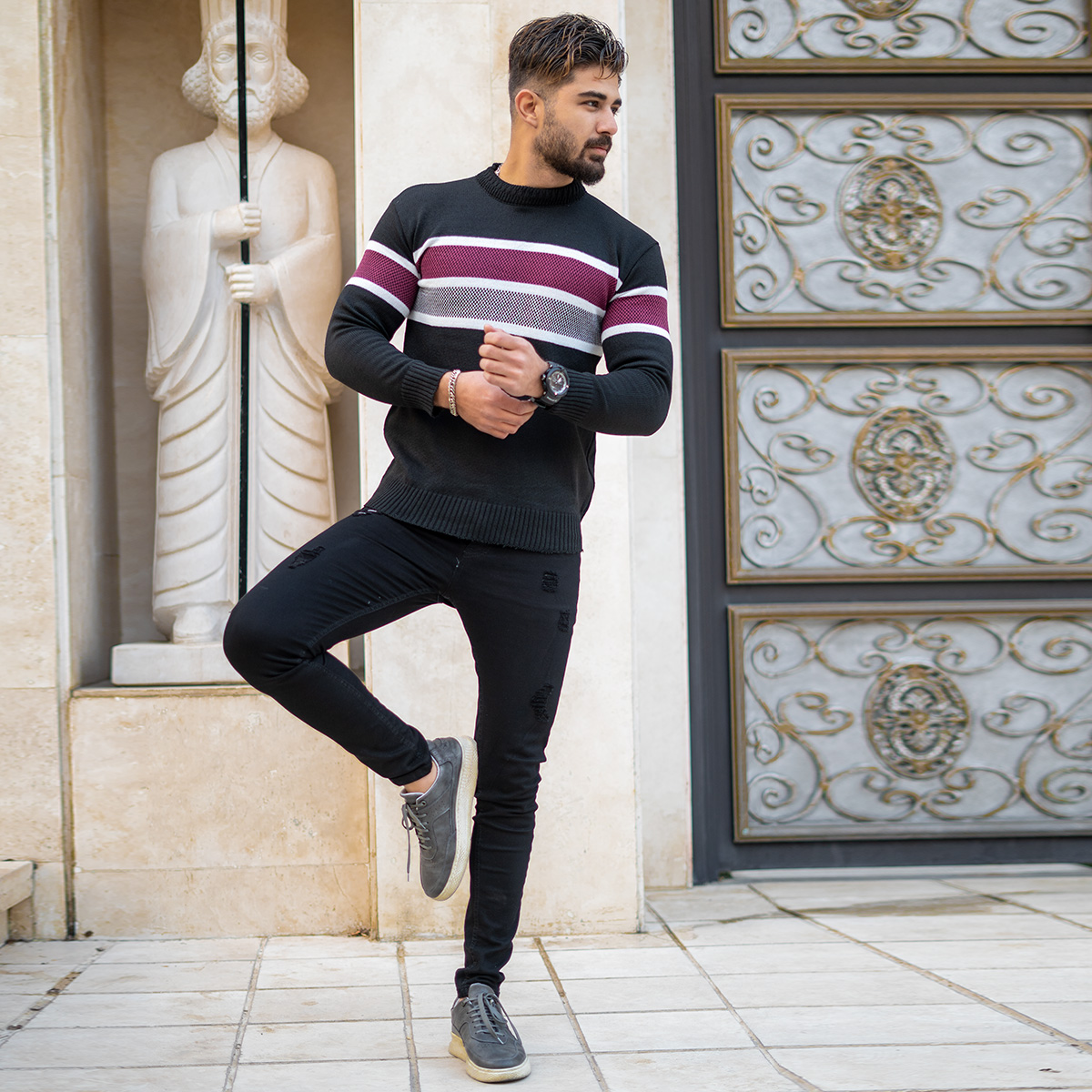 پلیور مشکی قرمز مردانه مدل Noshan