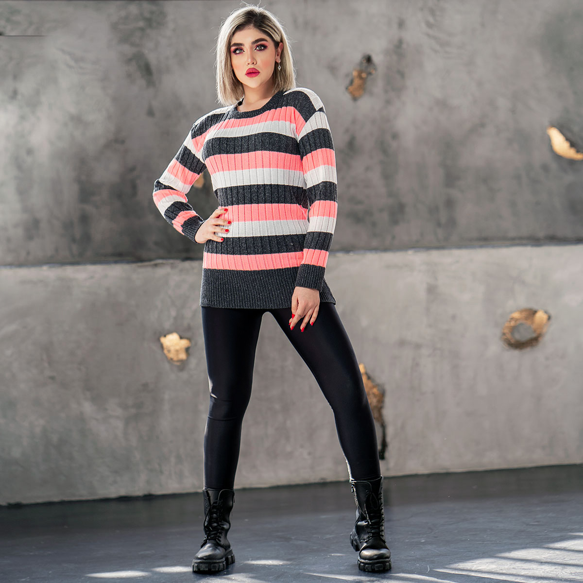 تونیک بافت زنانه راه راه مشکی صورتی مدل kareno