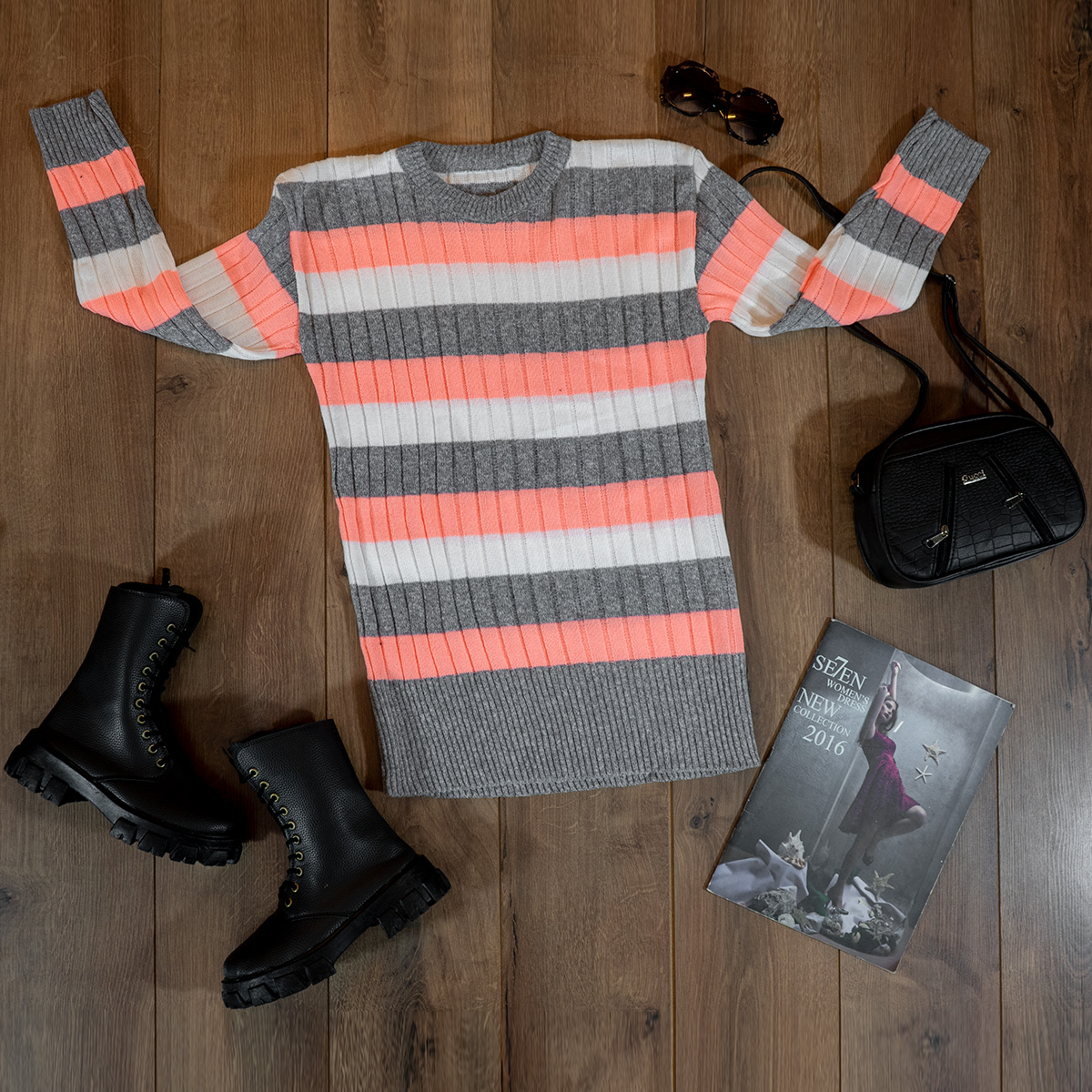 تونیک بافت زنانه راه راه طوسی صورتی مدل kareno