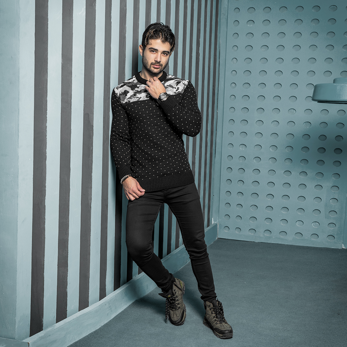 پلیور بافت مردانه مشکی طرح چریکی مدلLando