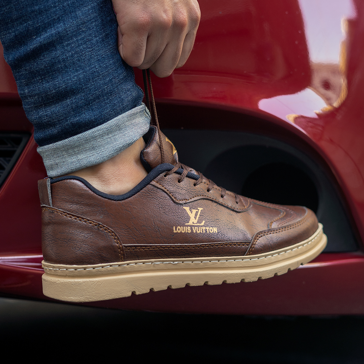 کفش تخت Lv مردانه قهوه ای مدل LOUIS
