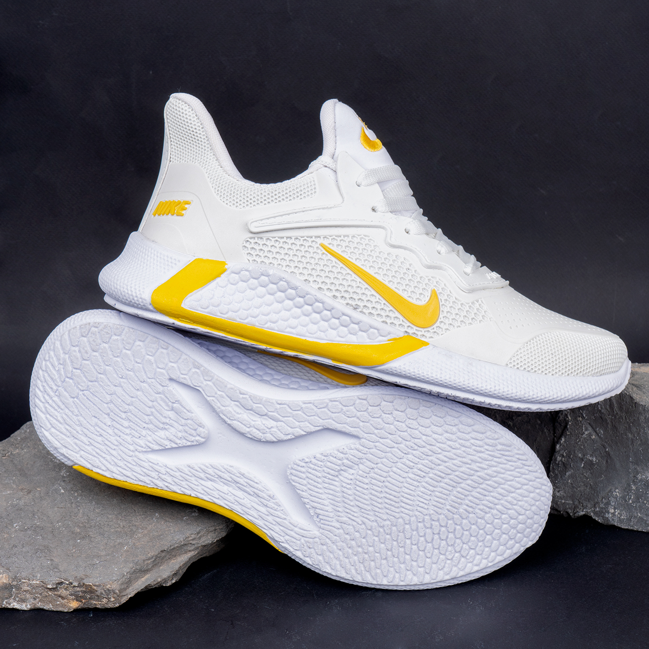 کفش ورزشی نایک مردانه سفید زرد مدل Alpha