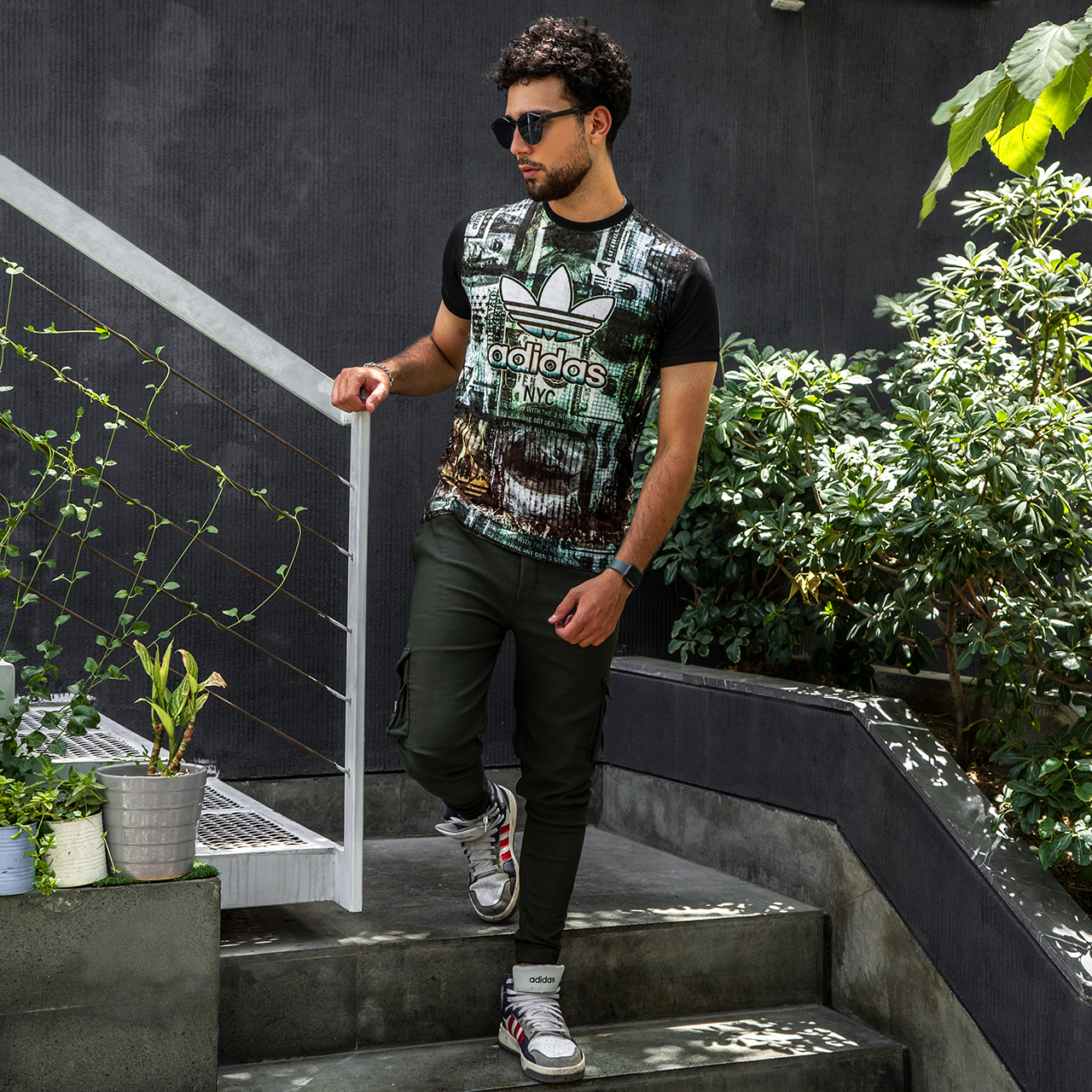 پکیج شلوار tanishتیشرت مخمل دلار مدل L100