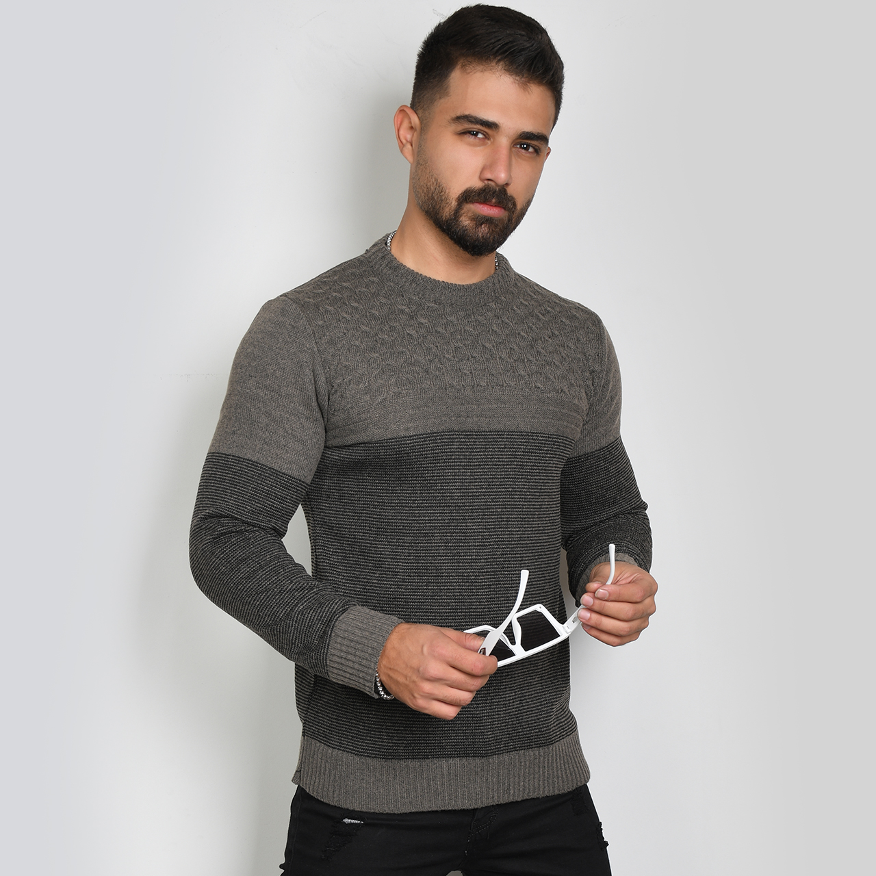 پلیور مردانه راه راه قهوه ای مدل navid