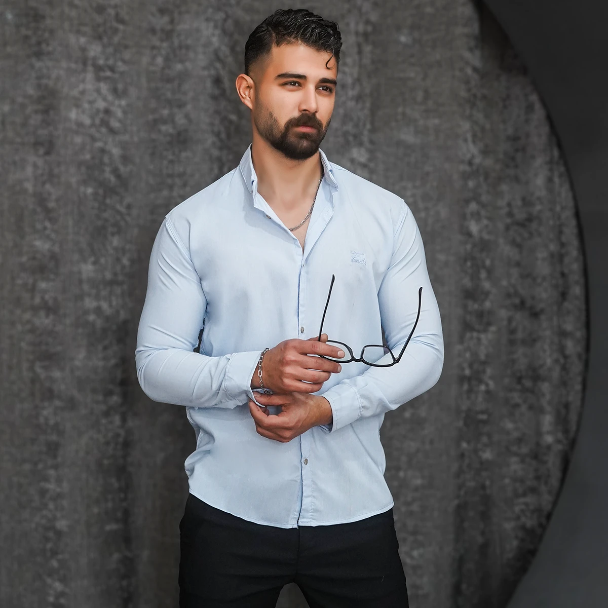 پیراهن مردانه آبی آسمانی مدل VQ