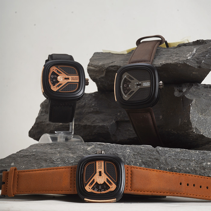 ساعت sevenfriday مشکی طلایی مدل richard