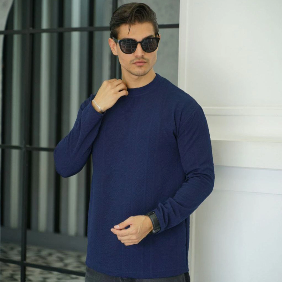 بلوز طرح دار مردانه مراکشی سرمه ای مدل Nikan