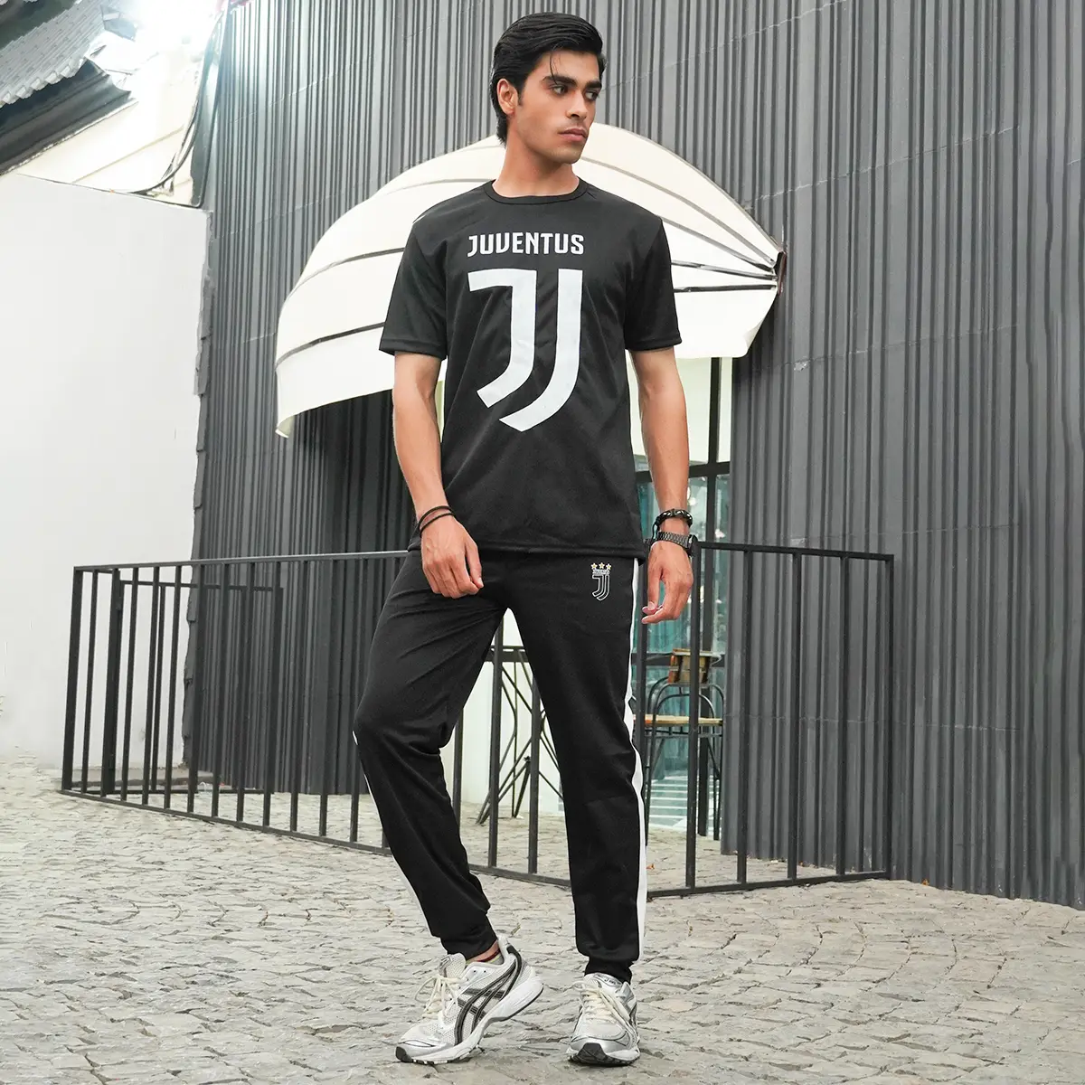 ست تیشرت شلوار مردانه یوونتوس مدل Aria