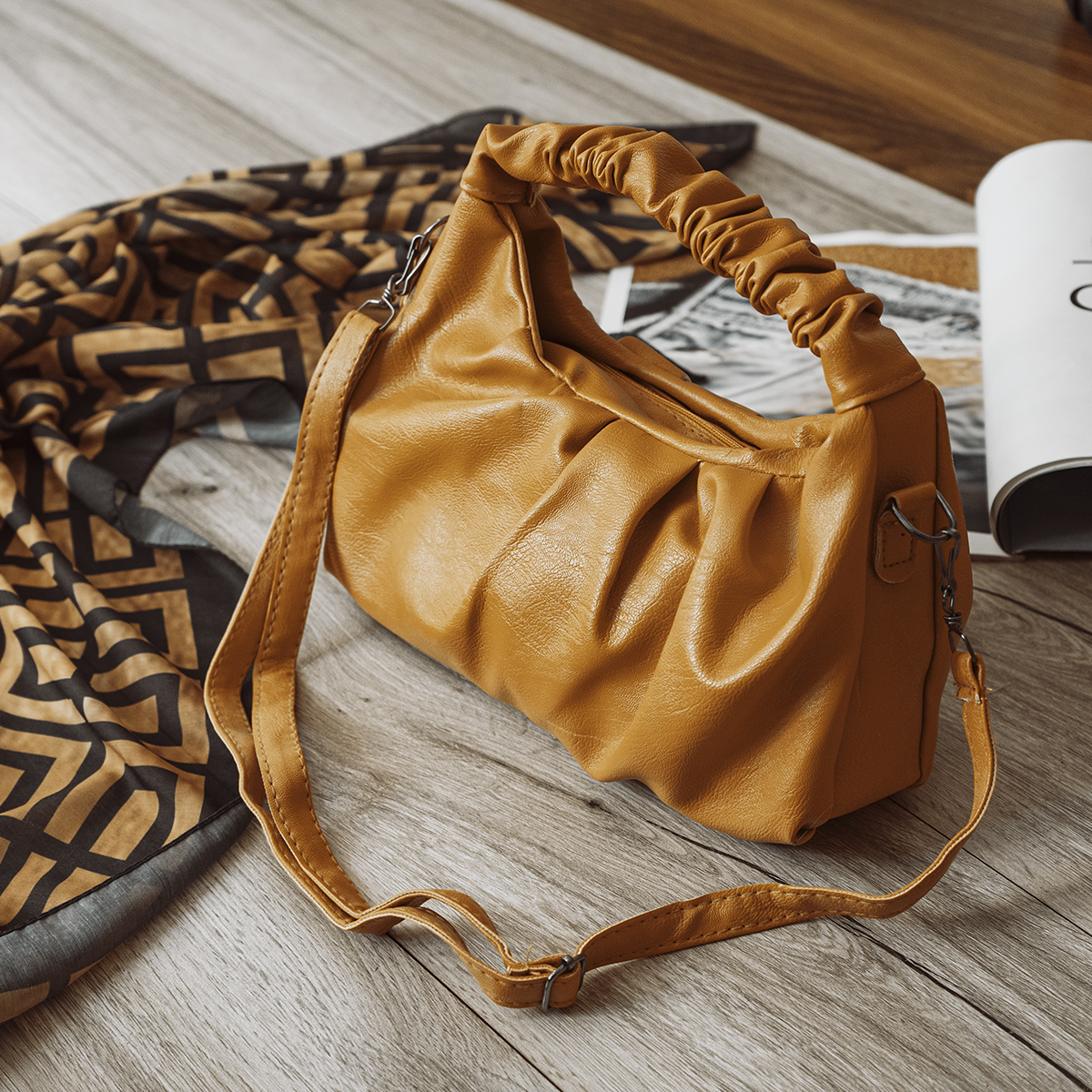 کیف دستی خردلی دخترانه مدل Maren