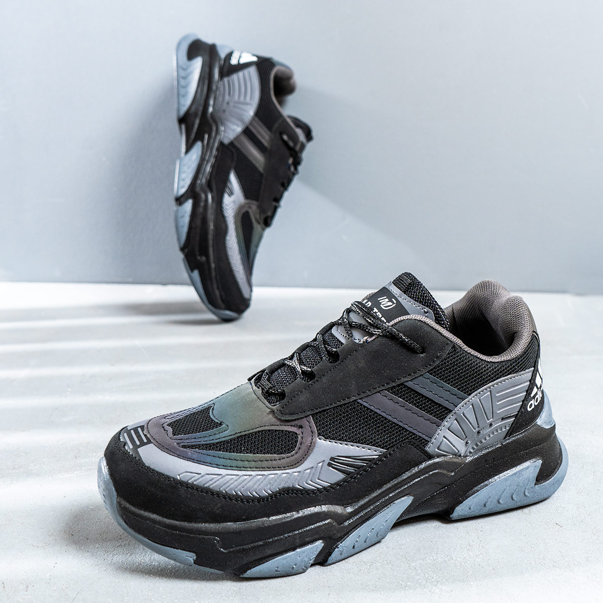 کفش ورزشی Adidas مردانه مشکی مدل Pulin