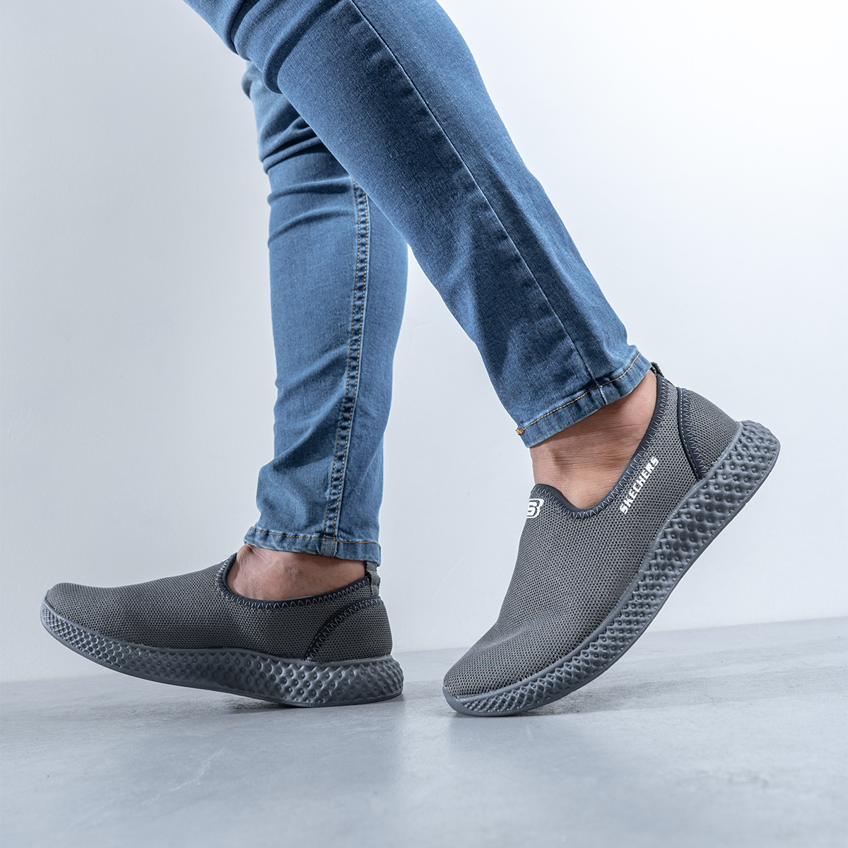 کفش ورزشیSKECHERS مردانه طوسی مدل Lavin(T)